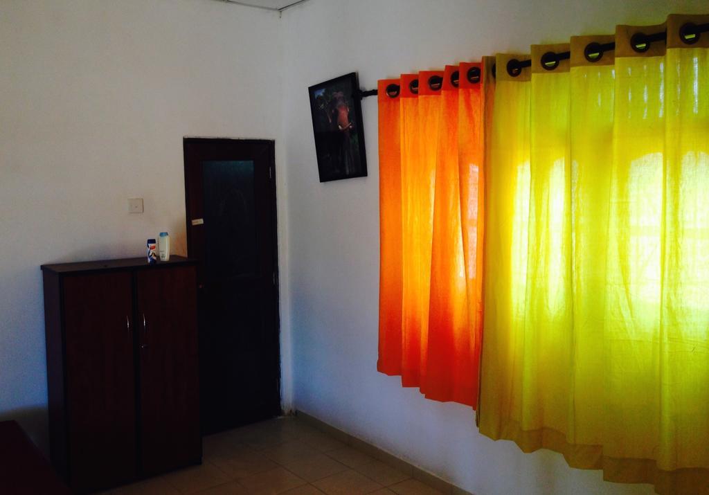 The Summer Corridor - Kataragama Zimmer foto